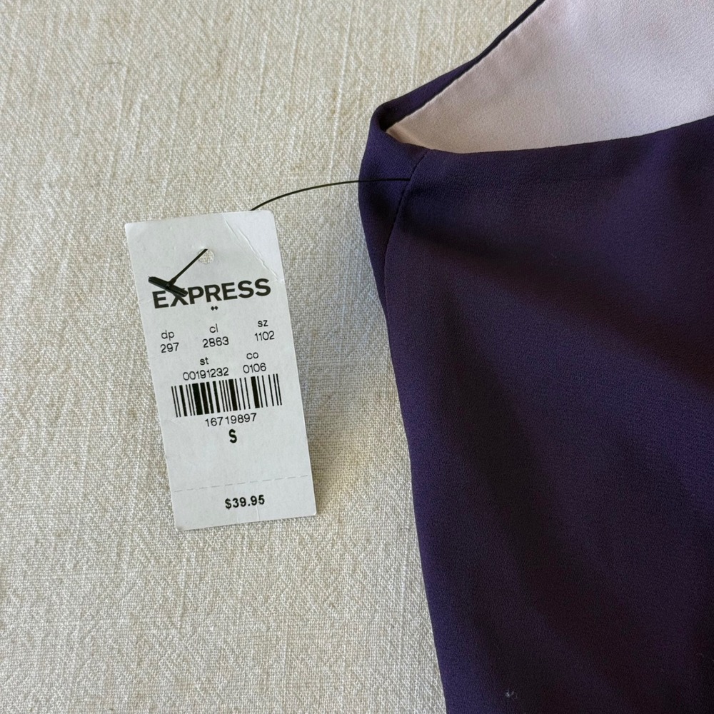 Express Womens Purple Halter Keyhole Neckline Camisole Top Small NWT - Picture 5 of 6